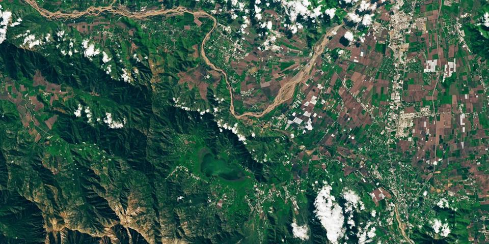 Fungsi Citra Satelit dalam Survei dan Pemetaan