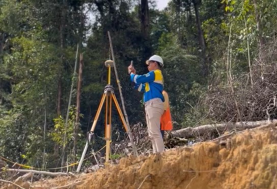 Pemanfaatan Teknologi GNSS untuk Analisis Perubahan Lanskap